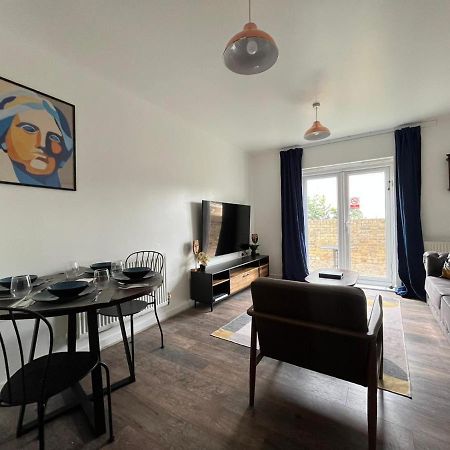 Kent, Dartford Station Apartments Exterior foto