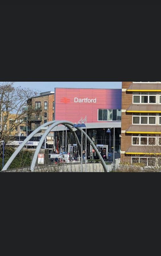 Kent, Dartford Station Apartments Exterior foto